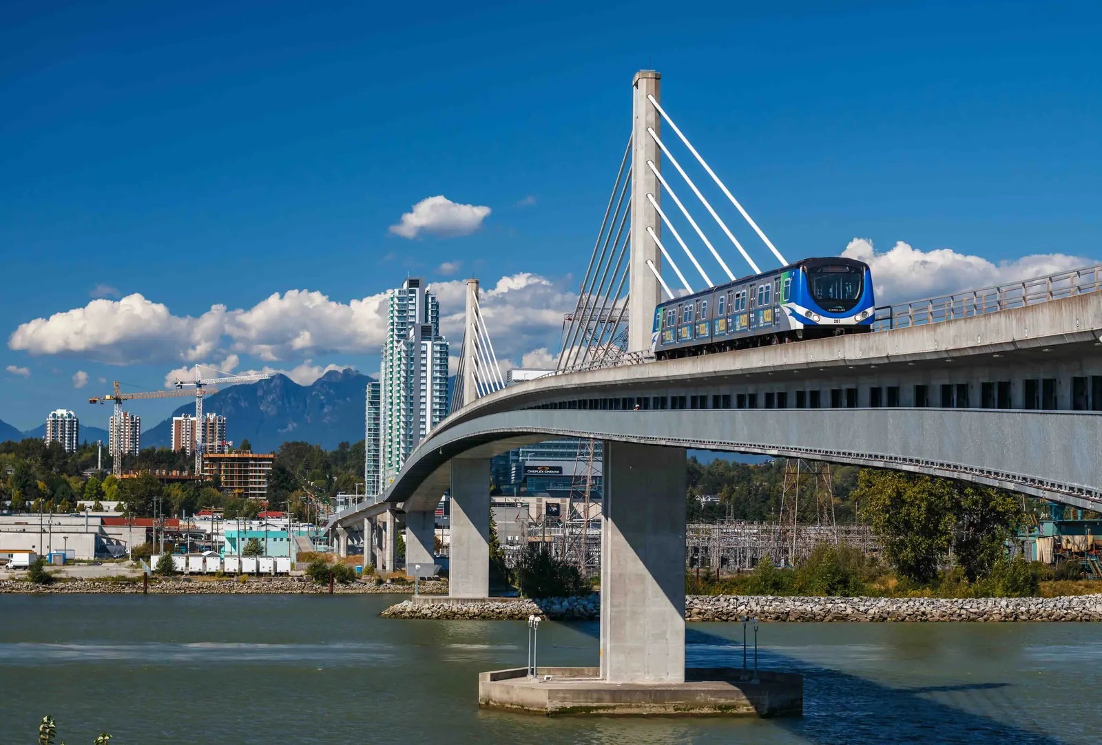 YVR airport transit and pickup flow